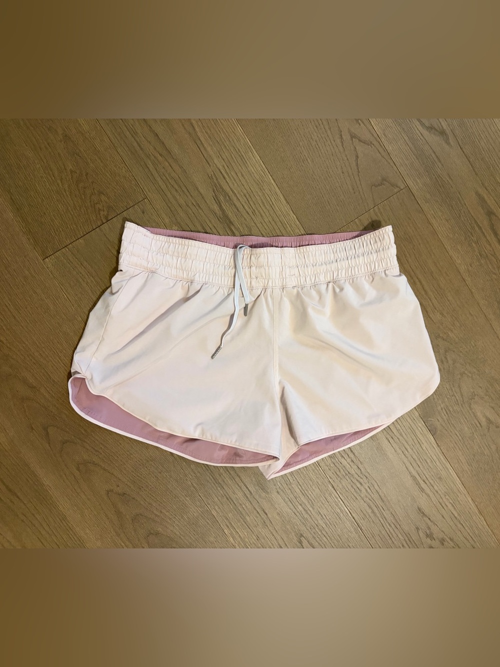 lululemon athletica Choose a Side Reversible Athletic Shorts - Picture 5 of 6